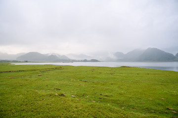 人类幼崽在护食的时候有多可爱呢？