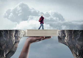 人类幼崽在护食的时候有多可爱呢？