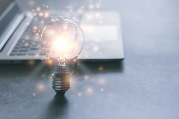 中国历史上在世界上最强大的时候、最屈辱的时候、最繁荣的时候分别是哪个朝代