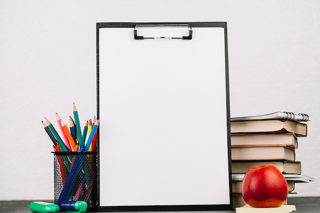 上哪儿找一年级要讲的故事呀儿？