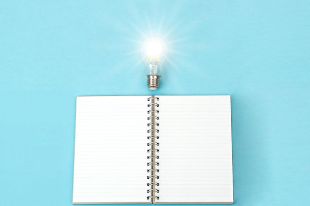 上哪儿找一年级要讲的故事呀儿？